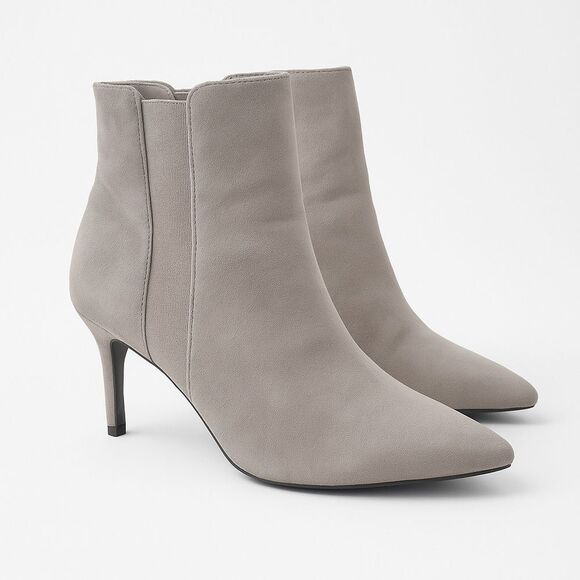 Forever 21 Vegan Suede Leather Gray Beige Pointed Toe Ankle Boots - Picture 1 of 11